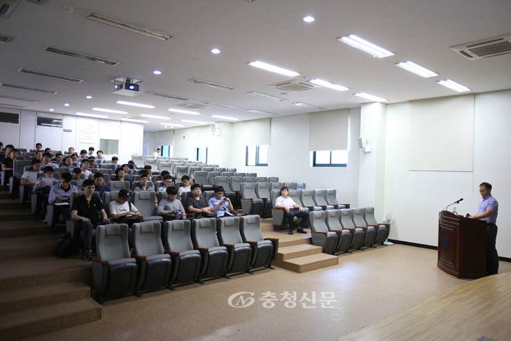 충북지방병무청, 사회복무요원 특별강연 및 복무지도상담 < 청주 < 충북... 충청신문 충북지방병무청, 사회복무요원 특별강연 및 복무지도상담