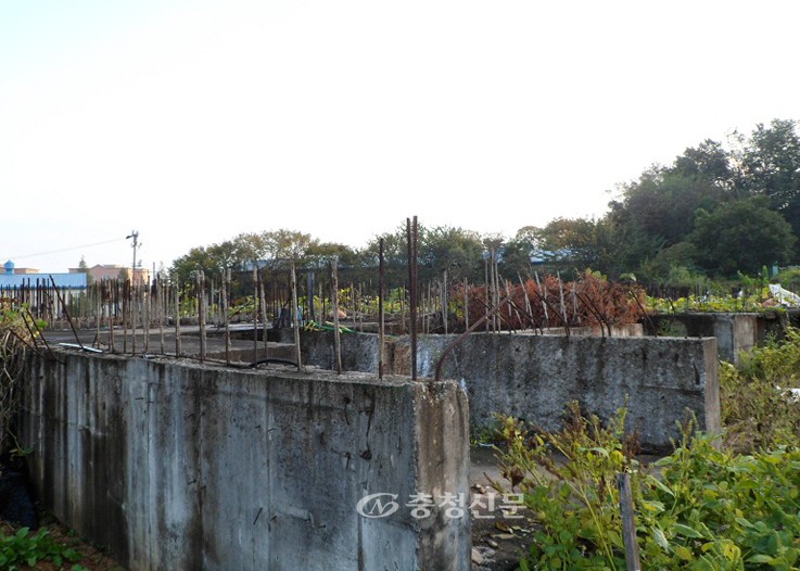 진천군, 도심속 흉물된 아파트 공사 재개‘활기’ < 진천 < 충북 < 기사본문 - 충청신문 진천군, 도심속 흉물된 아파트 공사 재개‘활기’