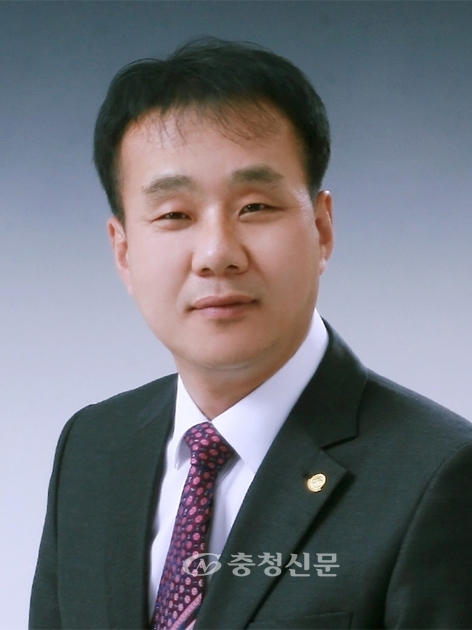 노희준 의원, 국공립 구성어린이집으로부터 감사패 받아 < 천안 < 충남 < 기사본문 - 충청신문 노희준 의원, 국공립 구성어린이집으로부터 감사패... 
