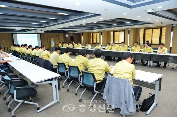 한국수자원공사가 5일 대전본사에서 여름철 홍수기 대비를 위한 전사 차원의 안전 대책 회의를 하고 있다. (사진=공사 제공)