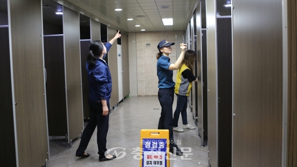 6일 공사는 둔산경찰서와 합동으로 도시철도 역사 내 화장실 몰래카메라 설치 여부를 점검했다.