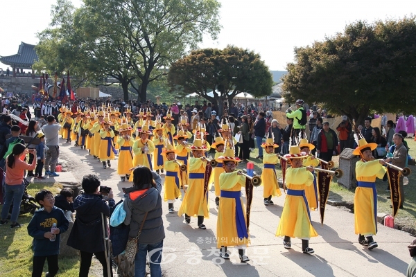 지난 12일부터 14일까지 3일간 서산시 해미면에서 제17회 해미읍성축제가 열렸다.