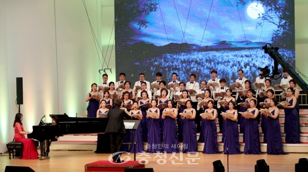지난해 태안군립합창단 정기연주회 모습.