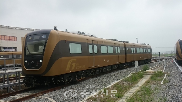 11일 철도시설공단이 완전 무인운전 열차시스템으로 운영되는 김포도시철도의 개통을 위해 6월 23일까지 종합시험운행을 진행한다. <사진=한국철도시설공단 제공>