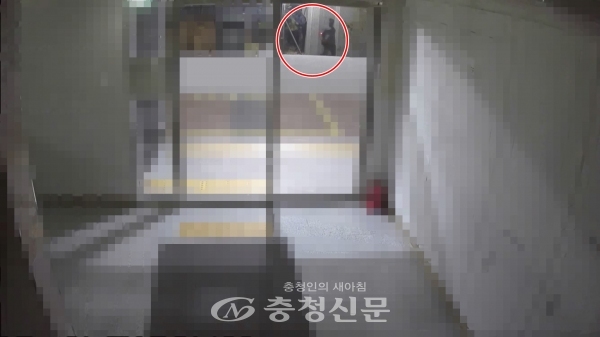 피의자들이 CCTV를 피해 아파트로 침입했지만 모든 CCTV를 피하진 못했다. (사진=유성서 제공)
