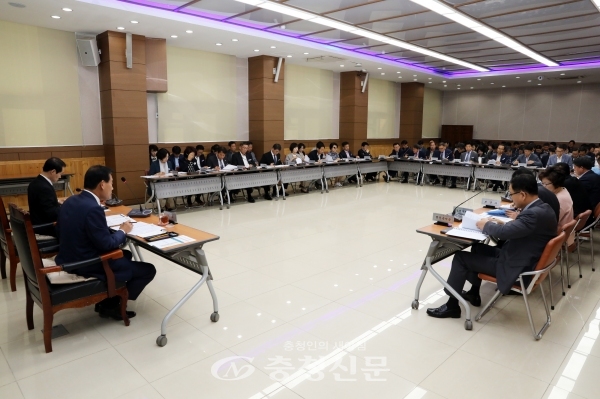 지난달 23일 개최한 정부예산확보 보고회          (사진=옥천군제공)