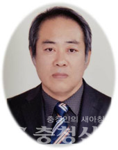 김동춘 학교장