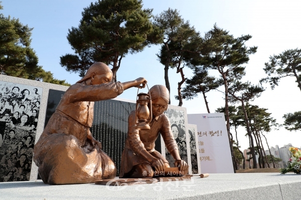 충남 내포 홍예공원에 건립된 항일독립운동여성상 모습. (사진=충남도 제공)