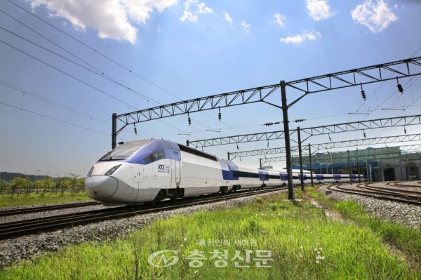 한국철도가 코로나19 의료지원을 위해 대구·경북으로 이동하는 의료인들에게 열차 승차권을 지원한다. (사진=한국철도 제공)