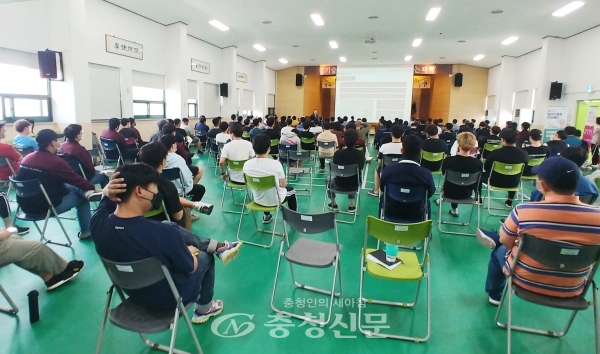 충주시는 9일 한국폴리텍대학충주캠퍼스에서 재학생 100여 명을 대상으로 ‘찾아가는 기업특강’을 열었다. (사진=충주시 제공)