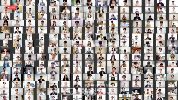 신천지예수교 증거장막성전이 2일 코로나 종식을 기원하는 온라인 기도회를 개최했다.