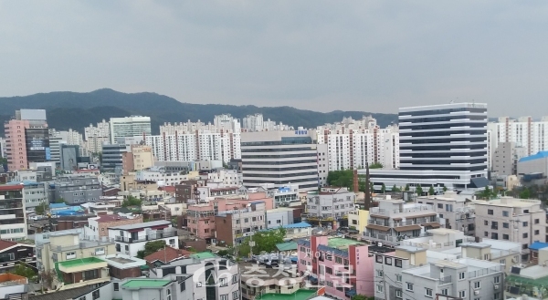 대전지역 아파트값 강세가 지속되고 있는 가운데 단독주택 평균매매가격도 상승세를 보이고 있다. (사진=대전시전경 충청신문DB)