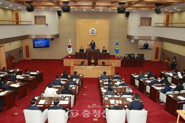 충북도의회 본회의장 전경 (충청신문DB)