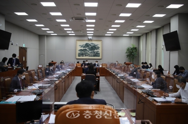 국회 운영개선소위 회의장면(홍성국의원실 제공)