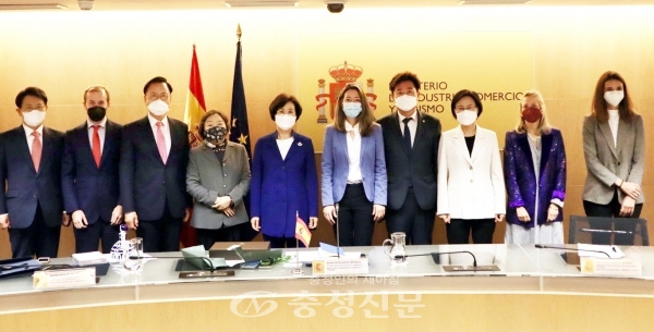 국민의힘 이명수 의원이 대한민국 의원대표단 자격으로 공식 방문한 스페인