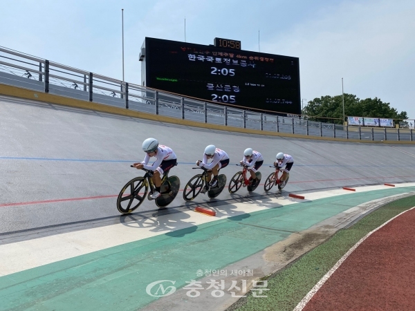 금산군 사이클팀 대회 전국사이클대회 경기 모습 (사진=금산군 제공)
