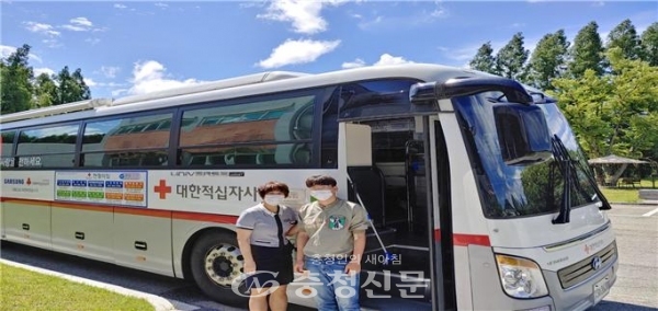 한국도로공사 전북본부 벌곡휴게소 직원들이 생명나눔 헌혈캠페인에 참여했다. (사진=벌곡휴게소 제공)