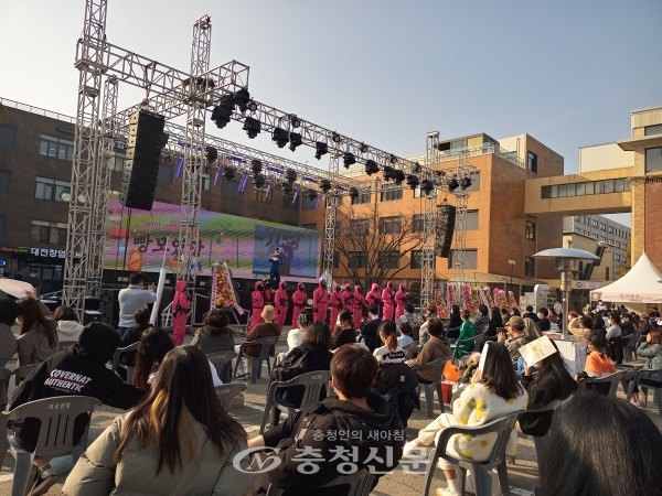 20, 21일 열린 대전 빵축제가 대전 간판 축제 등극 가능성을 예고했다.(사진=대전마케팅공사 제공)