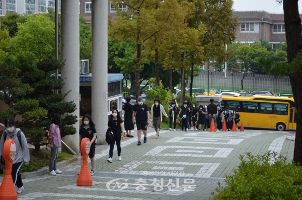 지난 8월 31일 대전지역 한 학교에서 전면등교가 이뤄지고 있다.(사진=이정화 기자)