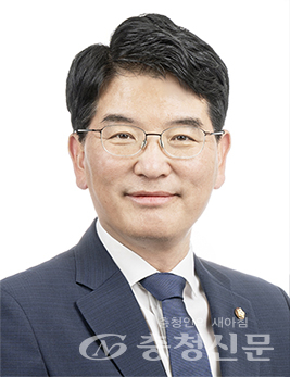 국회 과학기술정보방송통신위원회 소속 박완주 의원