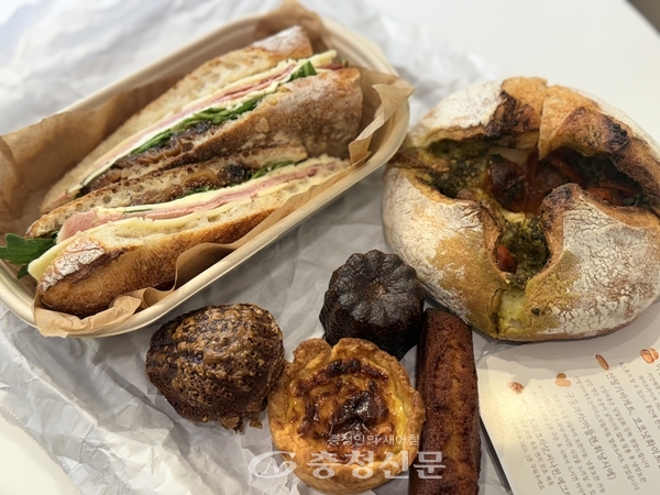 몽심의 대표 빵들/ (사진=김해인 기자)