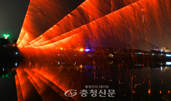 무주안성낙화축제 (무주군청 제공)