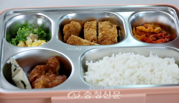 대전 동구가 여름방학 동안 맞벌이 가정의 초등학생을 위해 지원하는 '띵동! 아이든든 도시락'. (사진=동구 제공)