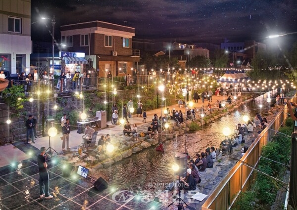 공주제민천 밤페스타 (공주시 제공)