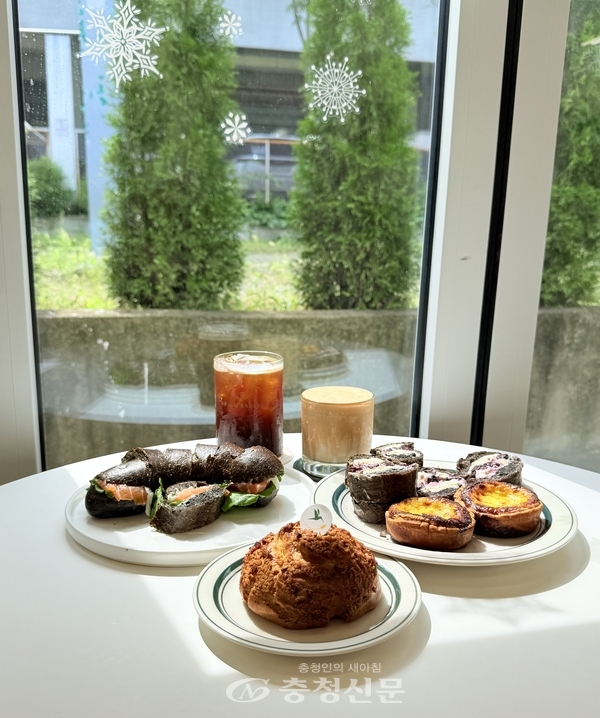 ▲ 빵순이 기자가 맛본 그린베이커리의 메뉴들 (사진=김해인 기자)