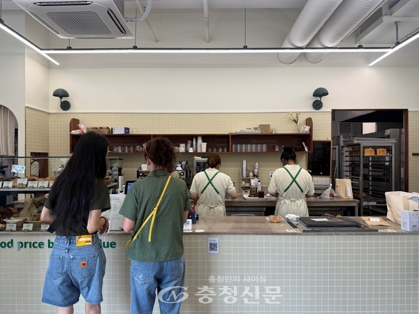 그린 베이커리 매장 내부 (사진=김해인 기자)