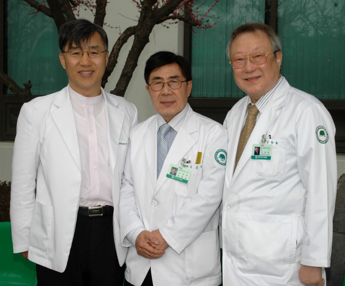 따뜻한 감성으로 진료하죠! < 기사본문 - 충청신문 따뜻한 감성으로 진료하죠!